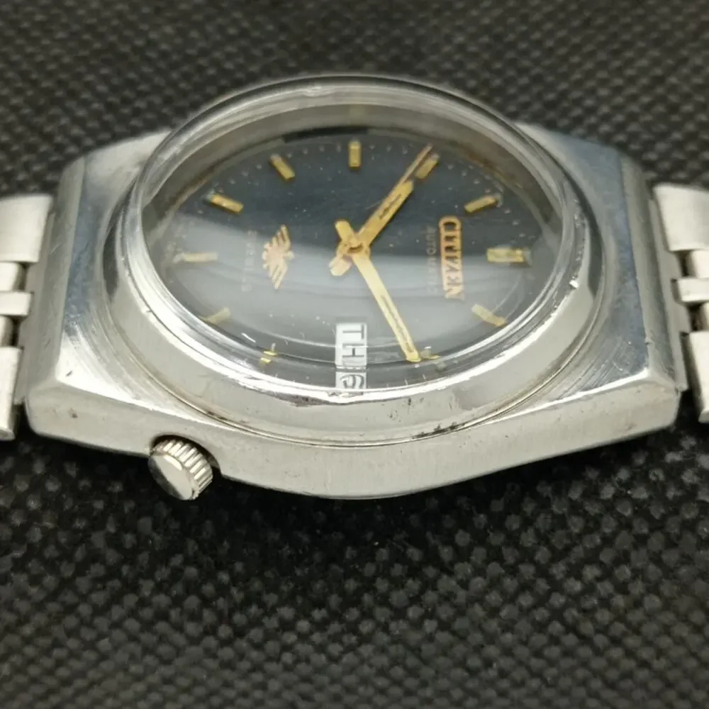 Vintage 1985 Citizen Automatic Mens Silver Watch W/daydate & Gold accents